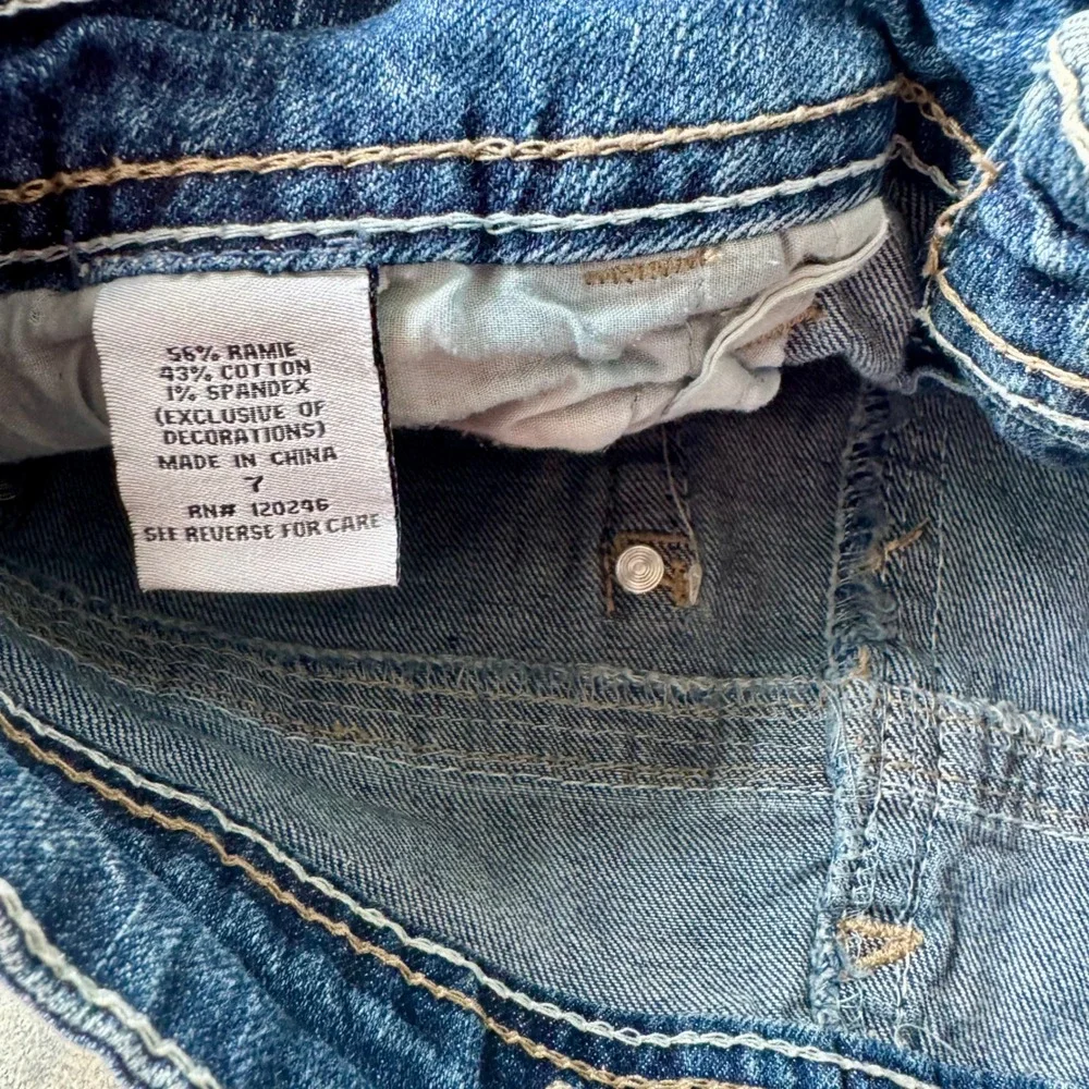 Wallflower Y2K 2000s‎ Vintage Distressed Denim Dark Wash Shorts – Size 7